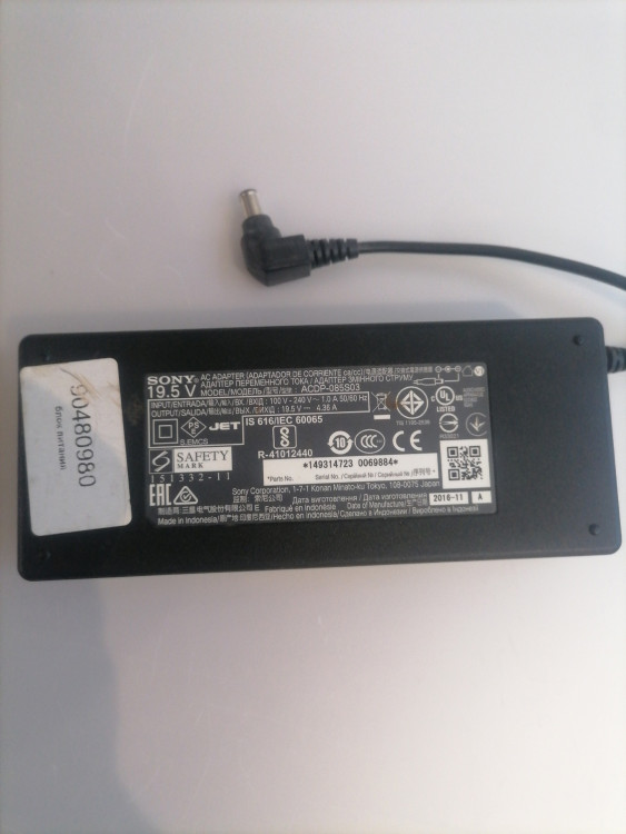  Блок питания ACDP-085S04